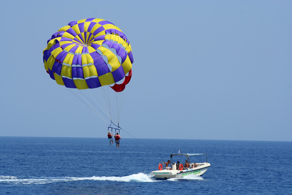 2 people parasailing in englewood, fl